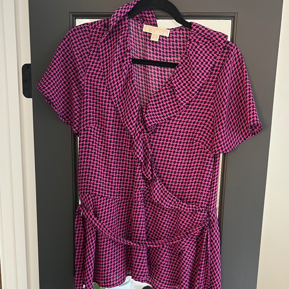 Pink and Navy Drapey top